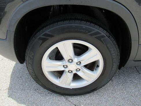 Used 2018 Chevrolet Trax LT w/ Driver Confidence Package FWD image 8