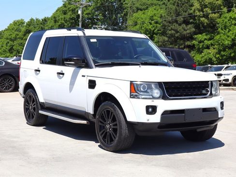 Used 2016 Land Rover LR4 HSE LUX image 9