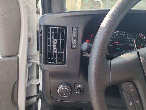 New 2025 Chevrolet Express 3500 w/ Power Convenience Package image 16