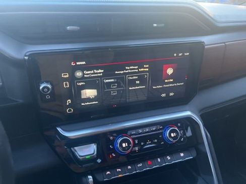 Used 2022 GMC Sierra 1500 Denali w/ Denali Reserve Package image 40