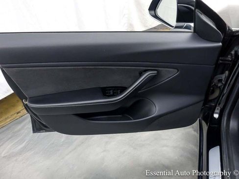 Used 2019 Tesla Model 3 Long Range AWD/4WD image 36