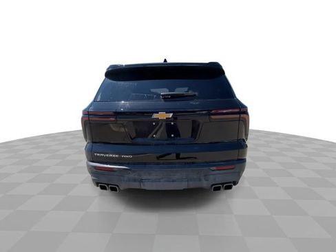 Used 2024 Chevrolet Traverse LS AWD/4WD image 9