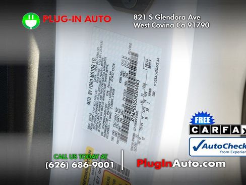 Used 2018 Ford Fusion Energi Titanium image 8