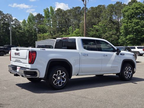 Certified 2024 GMC Sierra 1500 SLT AWD/4WD image 7