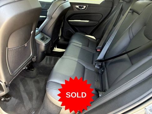 Certified 2023 Volvo XC60 B5 Plus w/ Protection Package Premier FWD image 31