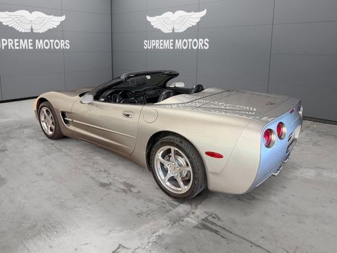 Used 2000 Chevrolet Corvette Convertible w/ Memory Pkg image 3