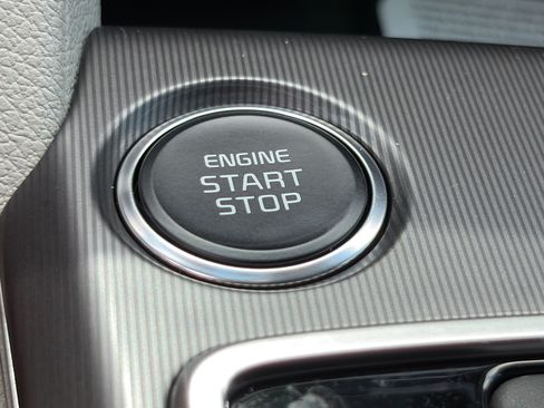 New 2026 Kia Sportage SX FWD image 28