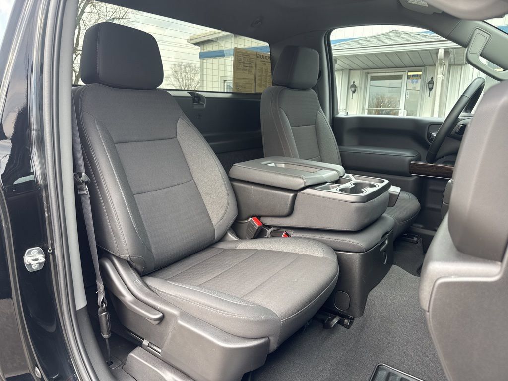 Used 2025 GMC Sierra 2500 SLE w/ SLE Convenience Package AWD/4WD image 26