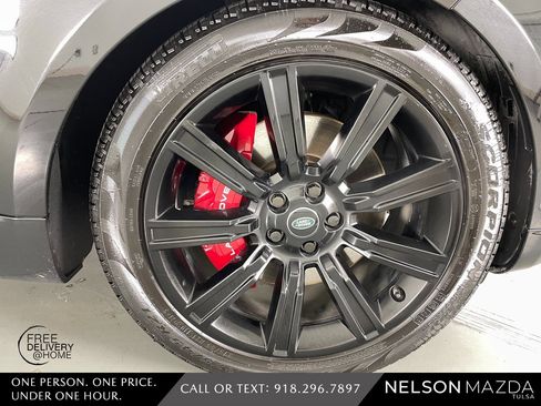 Used 2018 Land Rover Range Rover Sport HSE Dynamic image 14