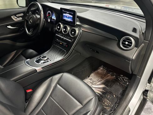 Used 2018 Mercedes-Benz GLC 300 4MATIC Coupe image 24