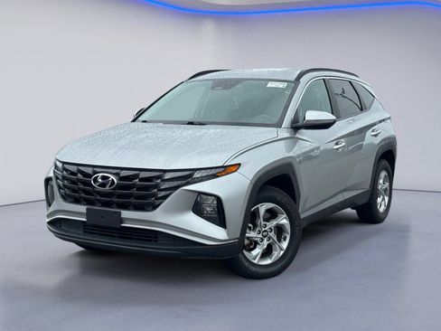 Used 2023 Hyundai Tucson SEL AWD/4WD image 2