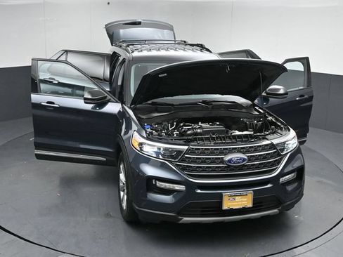 Certified 2024 Ford Explorer XLT w/ Equipment Group 202A AWD/4WD image 53