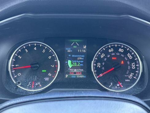 Used 2020 Toyota RAV4 XLE FWD image 28