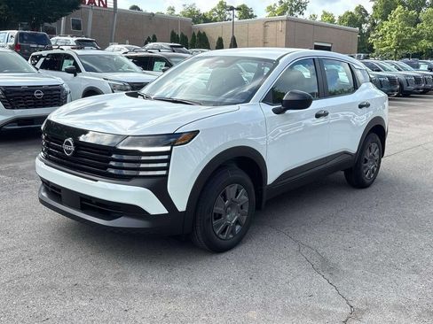 New 2026 Nissan Kicks S FWD image 3