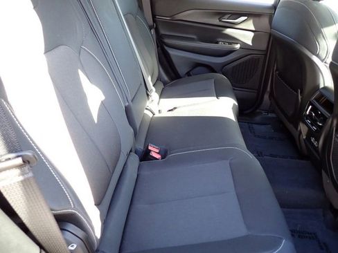 Certified 2023 Jeep Grand Cherokee Laredo image 15