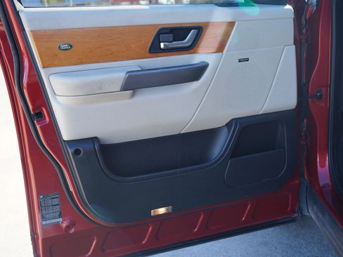 Used 2008 Land Rover Range Rover Sport HSE image 19