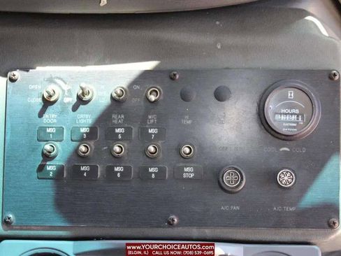 Used 2006 Ford E-450 and Econoline 450 image 17