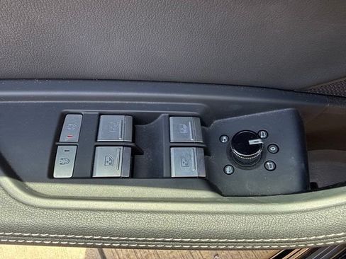 Used 2024 Audi Q8 e-tron Premium Plus w/ Premium Plus Package AWD/4WD image 15