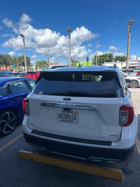 Used 2020 Ford Explorer XLT w/ Equipment Group 202A RWD image 14