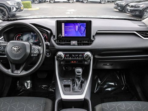 Used 2023 Toyota RAV4 XLE image 12