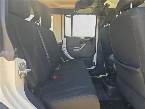 Used 2018 Jeep Wrangler Unlimited Sport S image 18