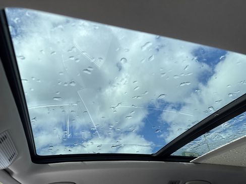 New 2026 Volkswagen Atlas SE image 10