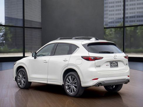 Used 2025 MAZDA CX-5 Signature image 4