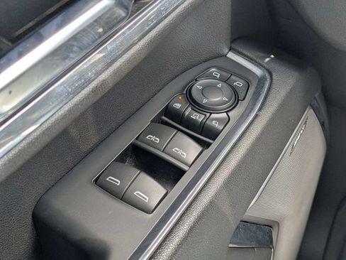 Used 2024 Chevrolet Silverado 2500 High Country w/ High Country Premium Package AWD/4WD image 19