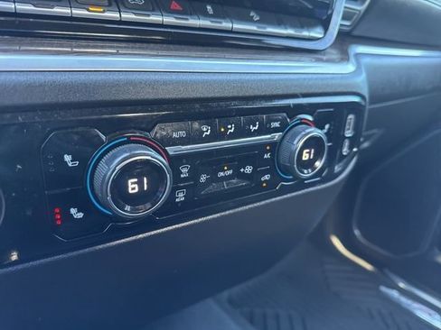 Used 2022 Chevrolet Silverado 1500 LT image 6