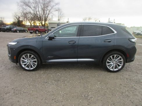 New 2026 Buick Envision Avenir image 9