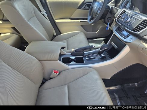 Used 2014 Honda Accord LX image 29