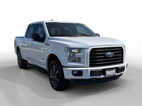 Used 2016 Ford F150 XLT w/ Equipment Group 302A Luxury AWD/4WD image 7