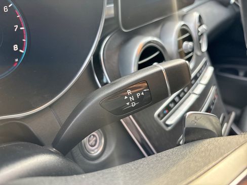 Used 2021 Mercedes-Benz GLC 300 w/ AMG Line image 23