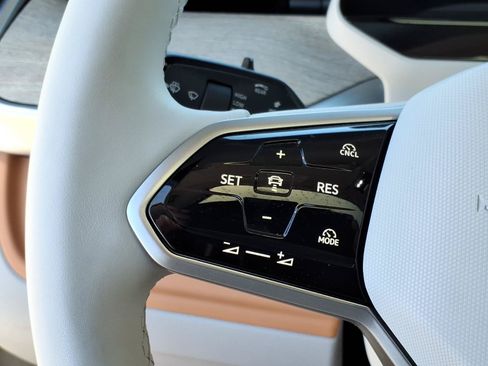 New 2025 Volkswagen ID. Buzz 1st Edition AWD/4WD image 20