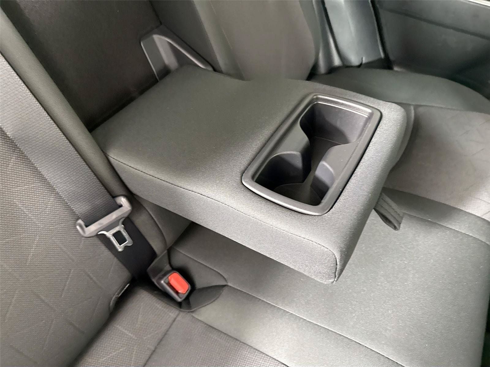 Certified 2025 Toyota RAV4 XLE FWD image 40