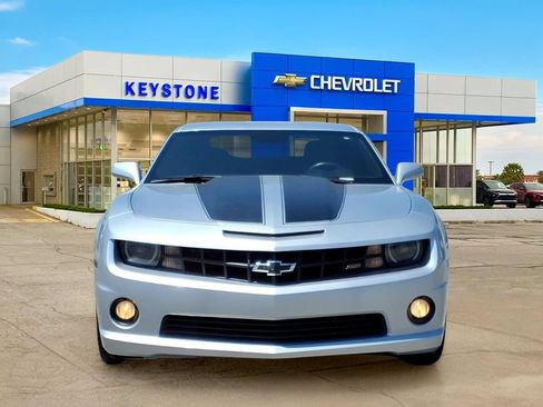 Used 2010 Chevrolet Camaro SS w/ RS Package RWD image 2