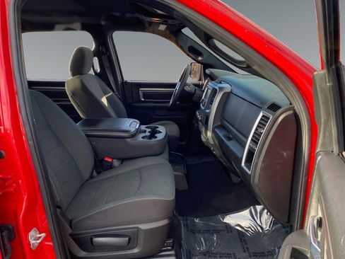 Used 2024 RAM 1500 Classic Warlock image 15