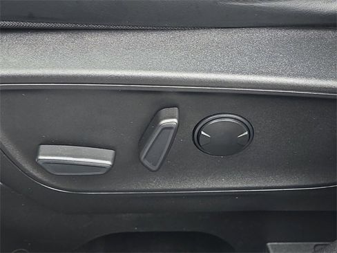 Certified 2023 Ford Escape ST-Line Select w/ Tech Pack #2 image 15