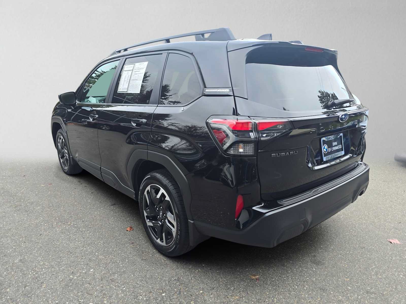 Used 2026 Subaru Forester Premium AWD/4WD image 5