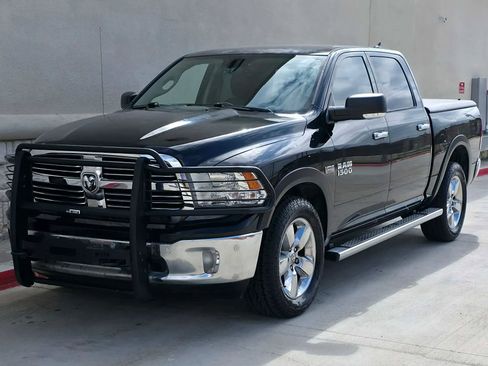 Used 2014 RAM 1500 Lone Star AWD/4WD image 7