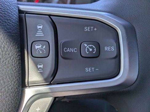 New 2026 RAM 2500 Big Horn AWD/4WD image 22