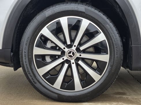 Used 2023 Mercedes-Benz GLB 250 image 15