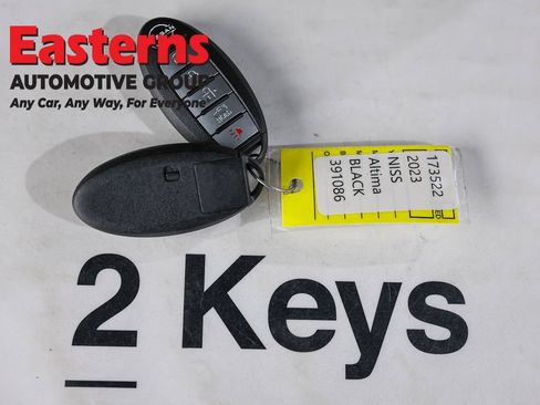 Used 2023 Nissan Altima 2.5 SV FWD image 25