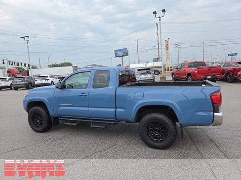 Used 2019 Toyota Tacoma SR5 AWD/4WD image 23
