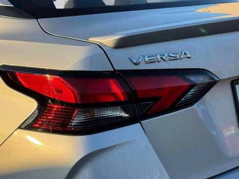 Certified 2025 Nissan Versa SR w/ Trunk Package image 10