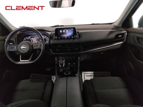 Used 2023 Nissan Rogue S image 34