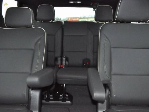 New 2026 Chevrolet Tahoe Premier image 11