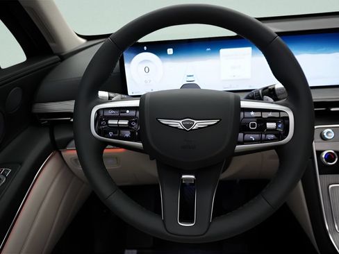 Certified 2025 Genesis GV80 2.5T Advanced AWD/4WD image 15