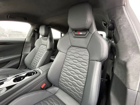 New 2026 Audi RS e-tron GT performance AWD/4WD image 17