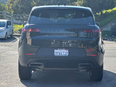 Used 2024 Land Rover Range Rover Sport SE image 5